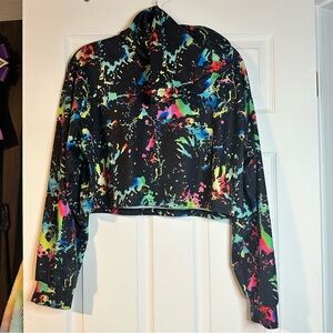 Multi-colored cropped hoodie
Fits like a medium